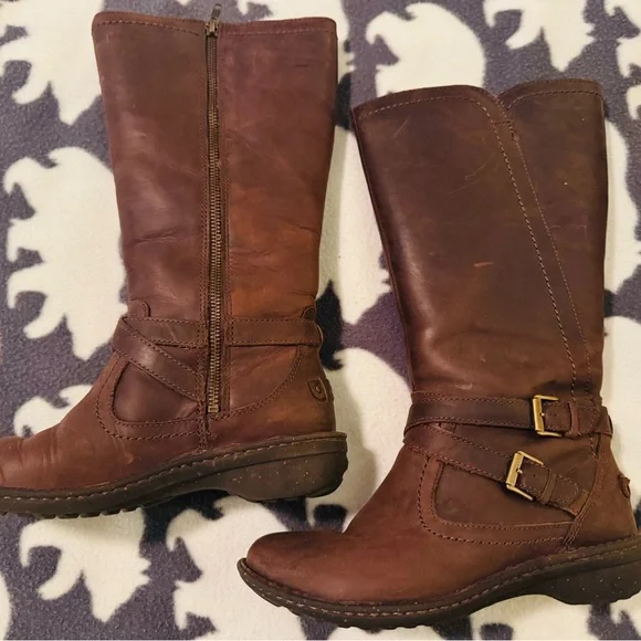 Uggs Boots size 7 - Picture 8 of 14